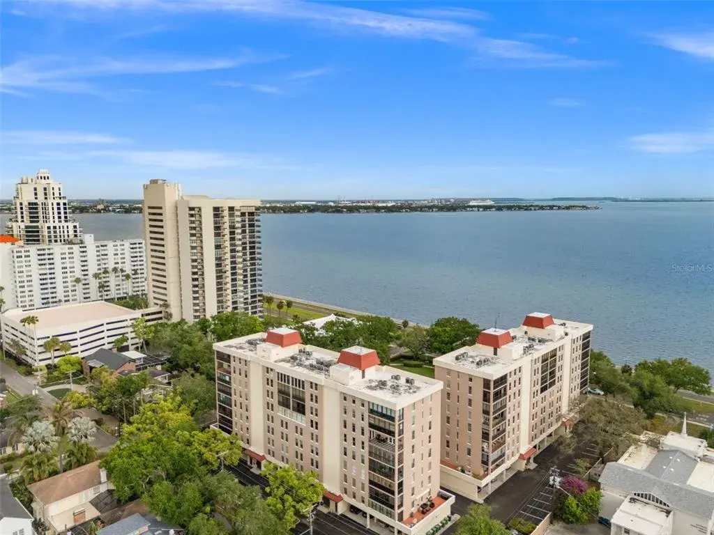 2403 S Ardson Place Unit 702b, Tampa, FL, 33629