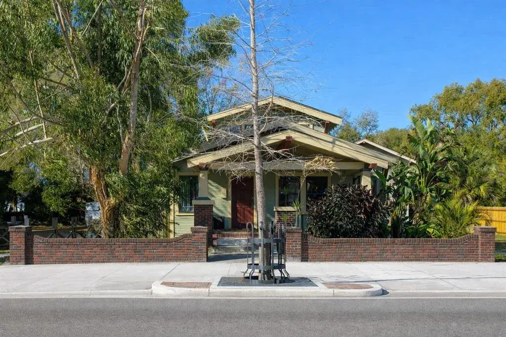 1018 E Columbus Drive, Tampa, FL, 33605