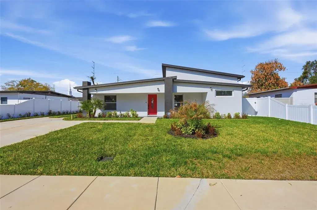 10104 N Dartmouth Avenue, Tampa, FL, 33612