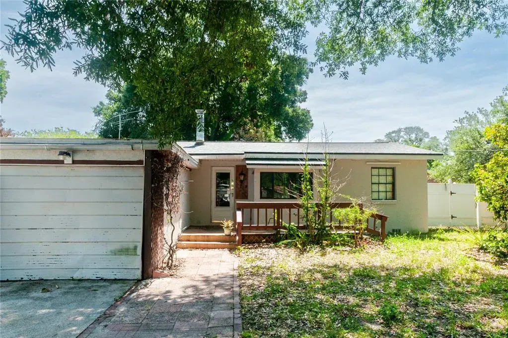 9609 N Elmer Street, Tampa, FL, 33612
