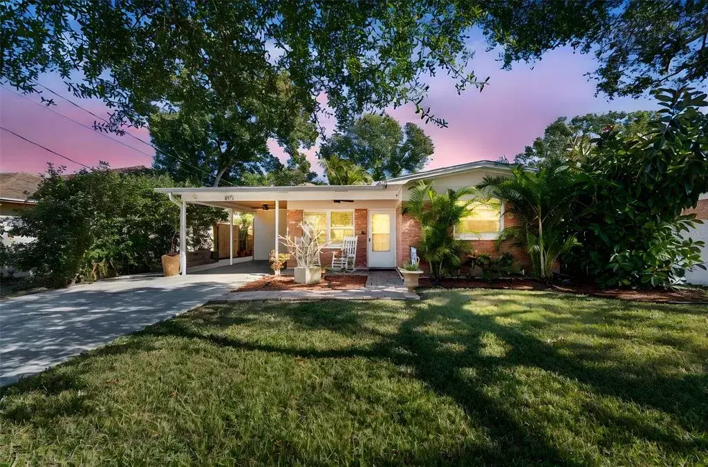805 N Lincoln Avenue, Tampa, FL, 33609