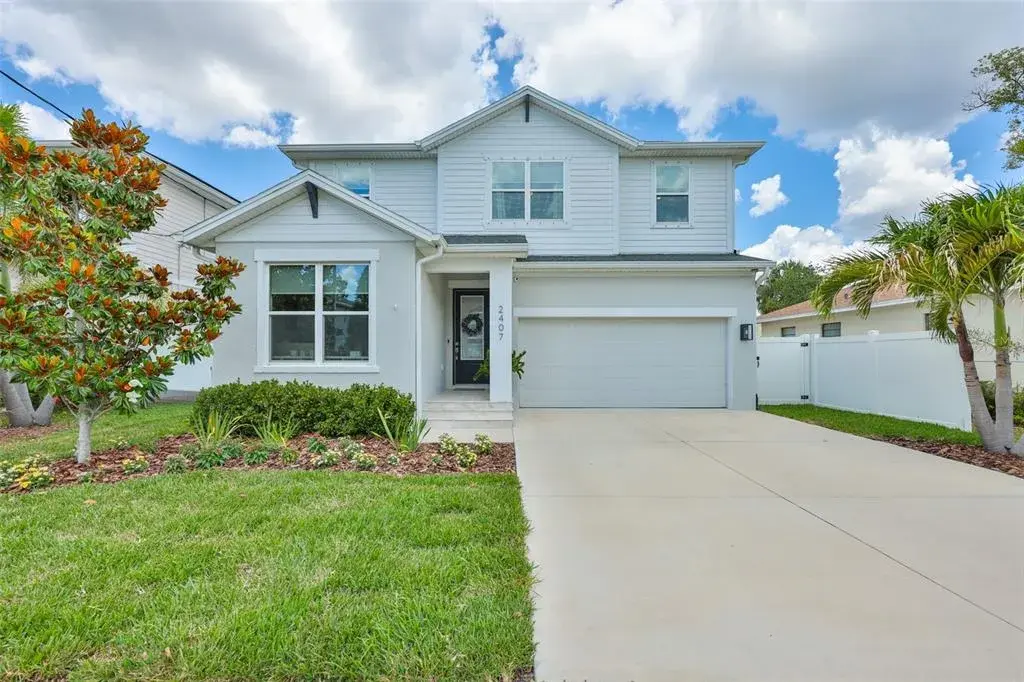 2407 W Gray Street, Tampa, FL, 33609