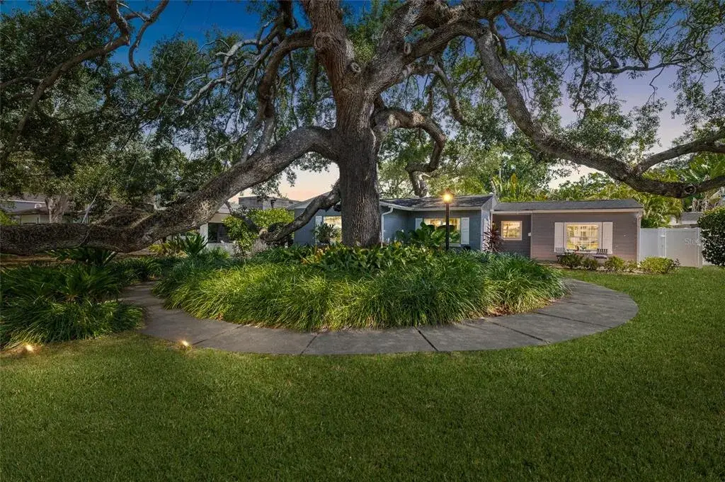 4217 W Morrison Avenue, Tampa, FL, 33629