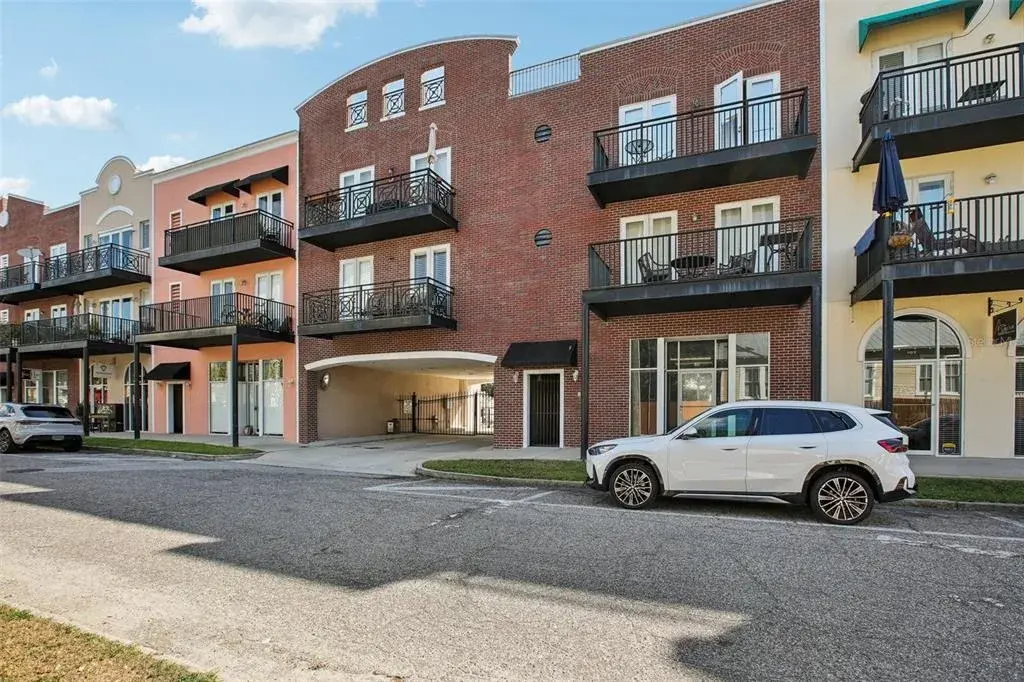 2002 E 5th Avenue Unit 205, Tampa, FL, 33605