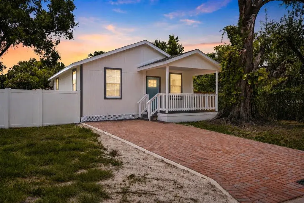 7608 N Huntley Avenue, Tampa, FL, 33604