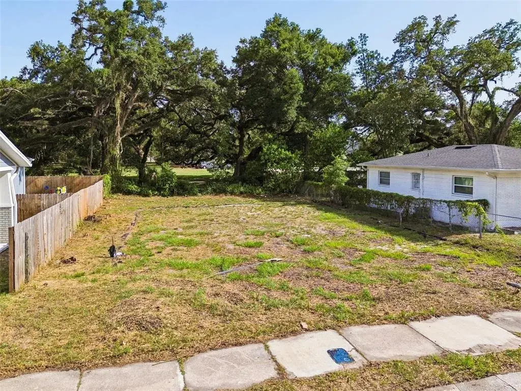 1207 E 24th Avenue, Tampa, FL, 33605