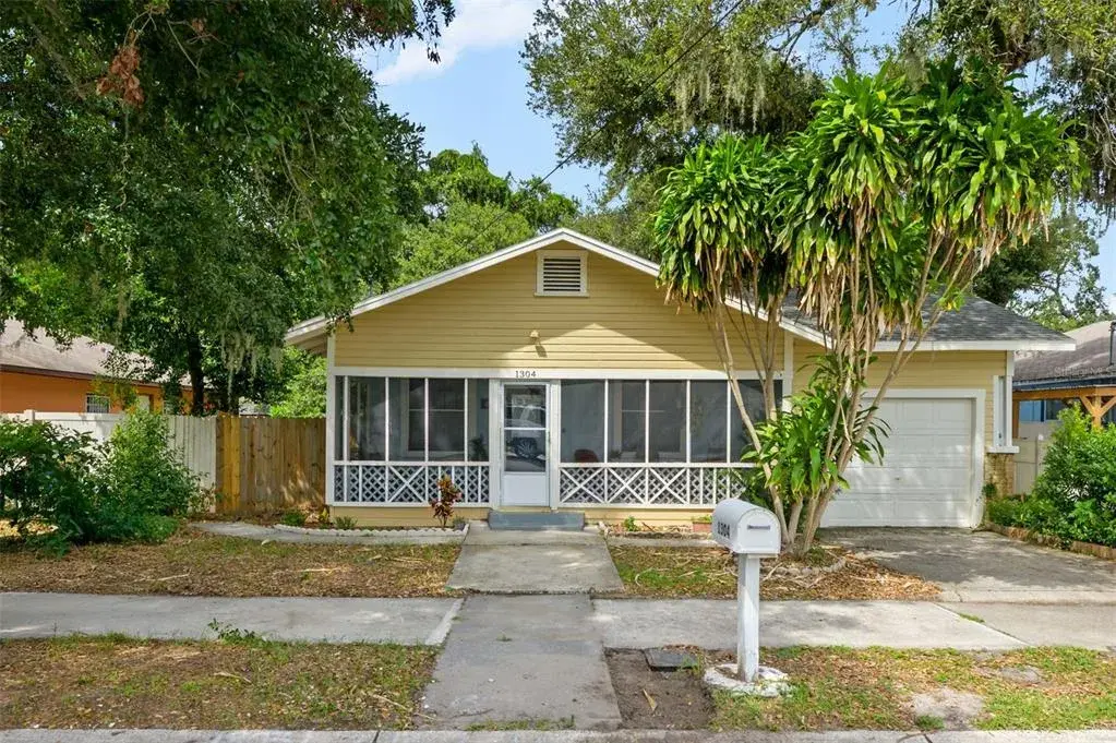 1304 E 32nd Avenue, Tampa, FL, 33603