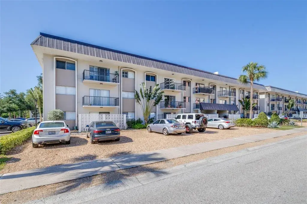 4606 W Gray Street Unit 107, Tampa, FL, 33609