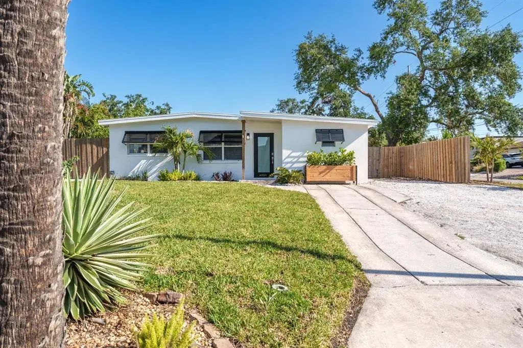 4001 W North A Street, Tampa, FL, 33609