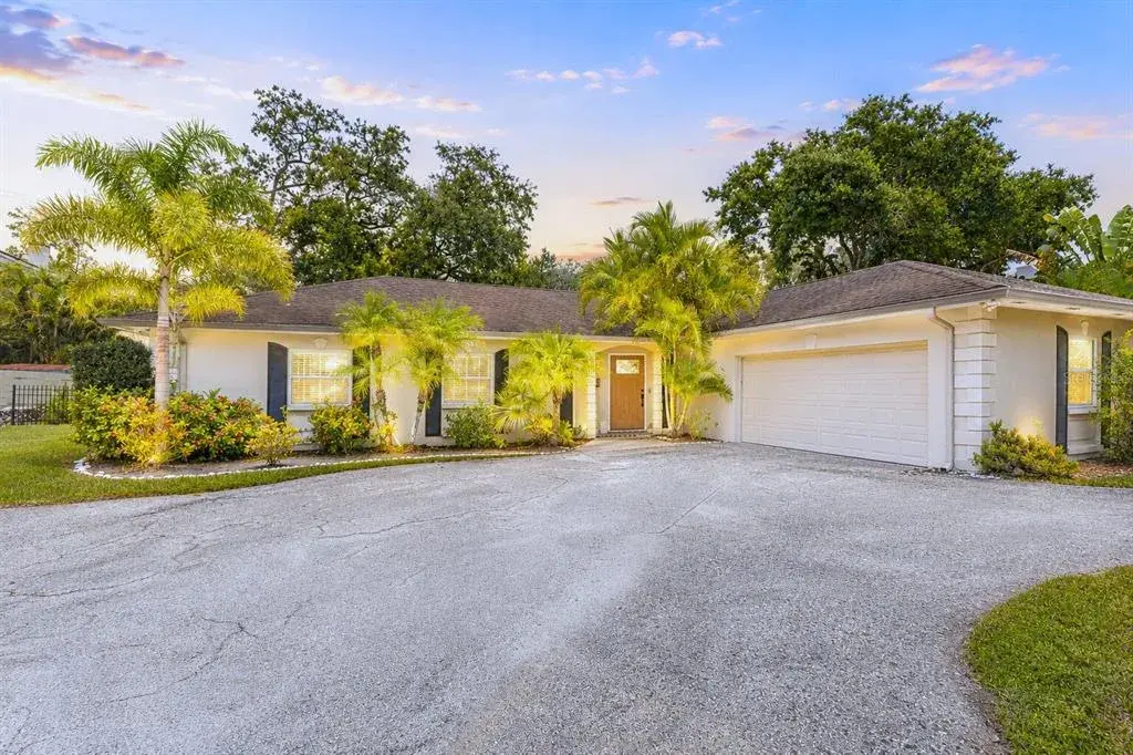 810 S West Shore Boulevard, Tampa, FL, 33609