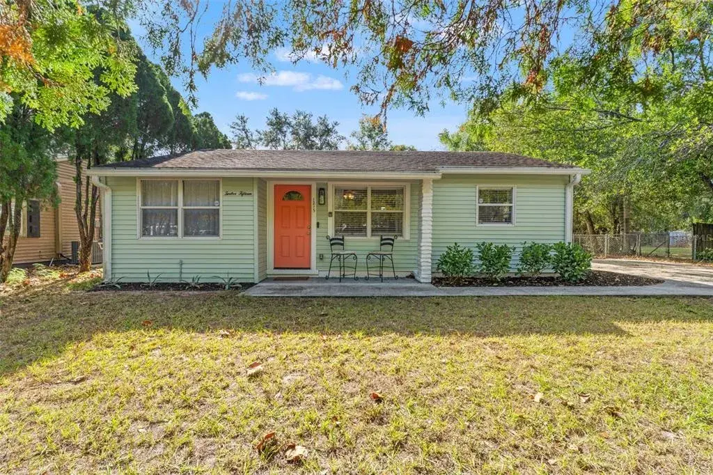 1215 E Lambright Street, Tampa, FL, 33604
