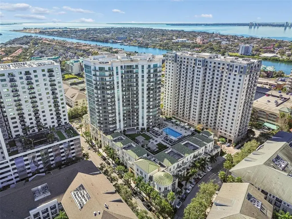 450 Knights Run Avenue Unit 411, Tampa, FL, 33602
