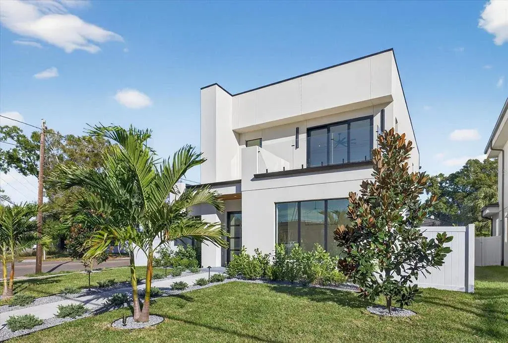 3702 S Lynwood Avenue, Tampa, FL, 33611