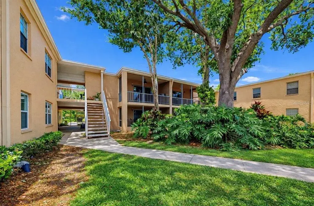 4724 Christa Court Unit 322, Tampa, FL, 33614