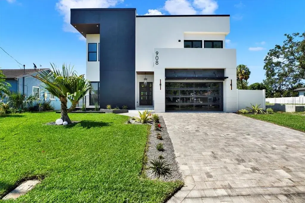 908 W Fribley Street, Tampa, FL, 33603