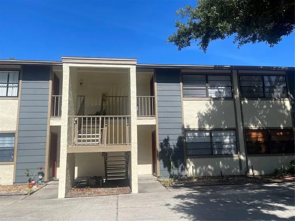 4809 S Mound Avenue Unit 202, Tampa, FL, 33611