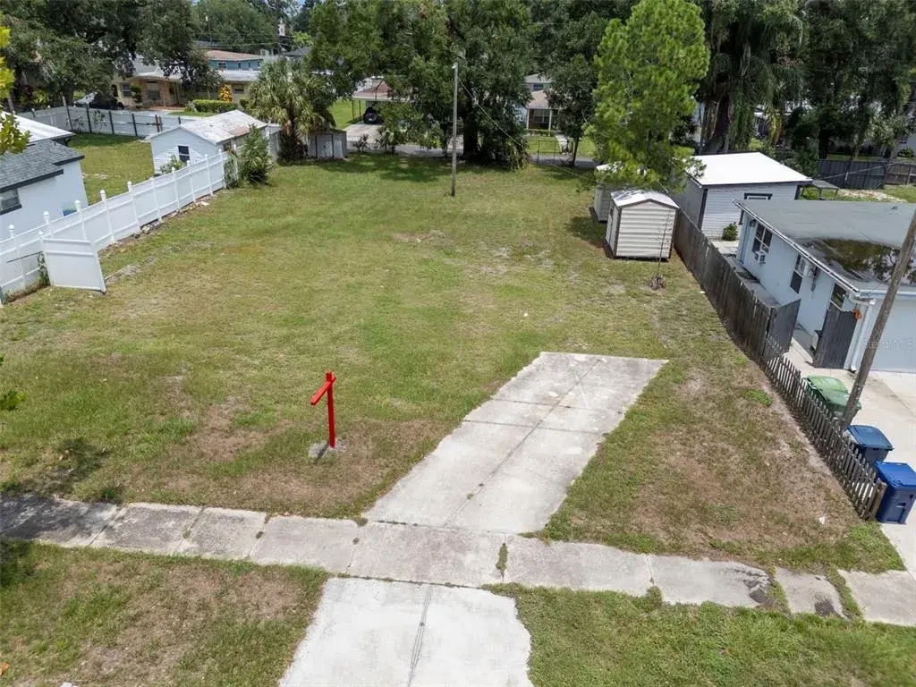 2211 W Ohio Avenue, Tampa, FL, 33607