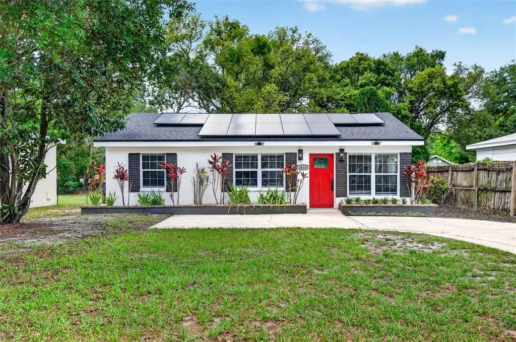 1610 E Paris Street, Tampa, FL, 33610