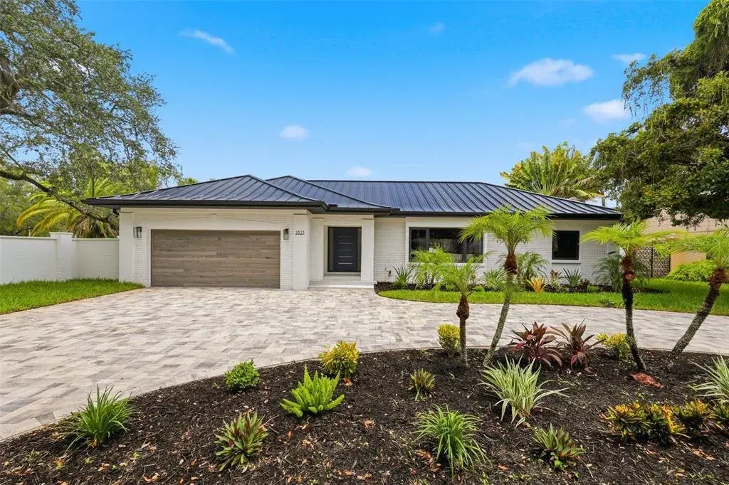 2823 W Morrison Avenue, Tampa, FL, 33629