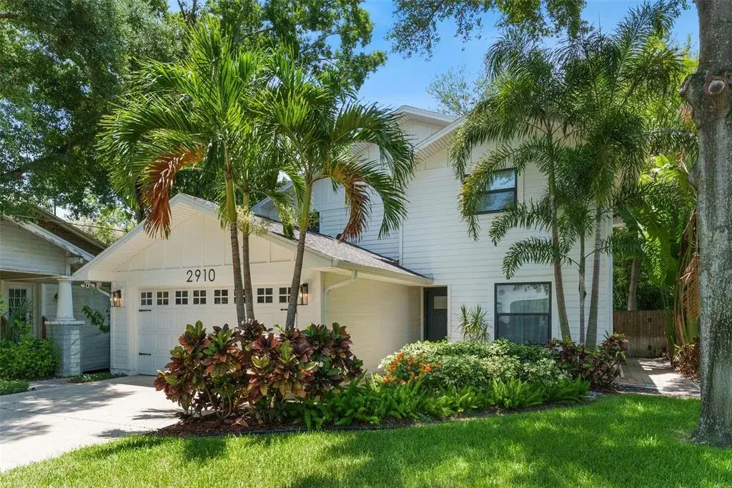 2910 W Estrella Street, Tampa, FL, 33629