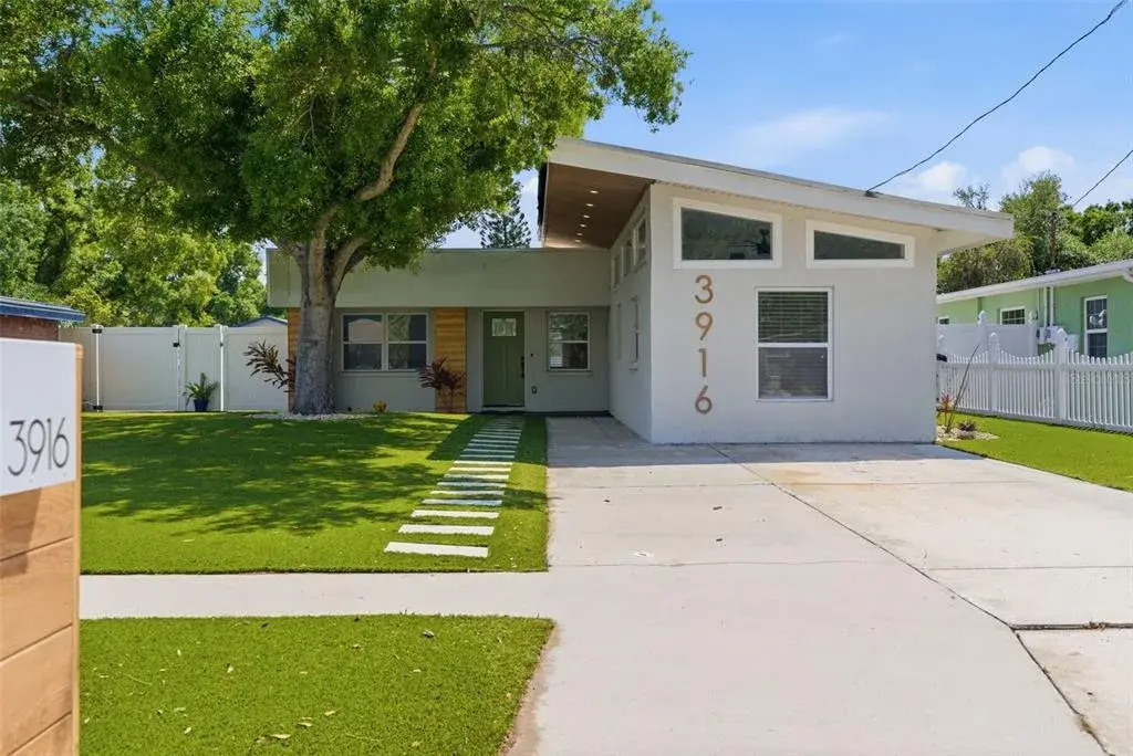 3916 Iowa Avenue W, Tampa, FL, 33616