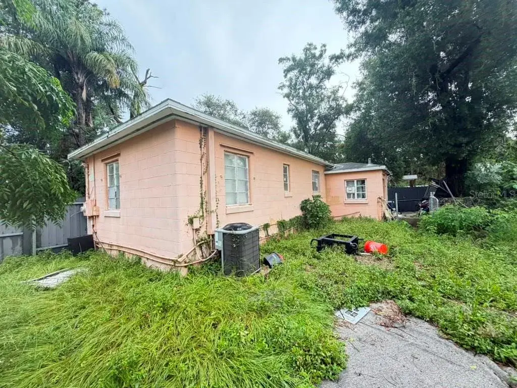 1011 E 108th Avenue, Tampa, FL, 33612