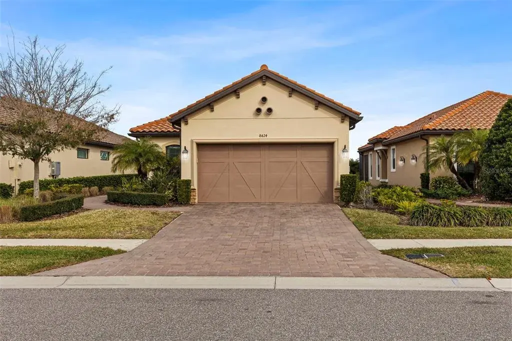 8424 Alberata Vista Drive, Tampa, FL, 33647