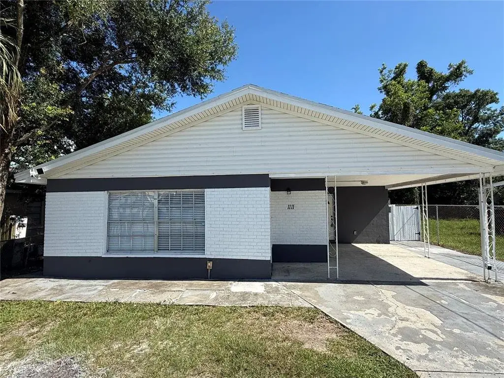 1111 E Okaloosa Avenue, Tampa, FL, 33604