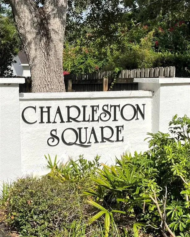 Welcome to the community of Charleston Square! Located in the heart of Ballast Point on Bayshore Boulevard