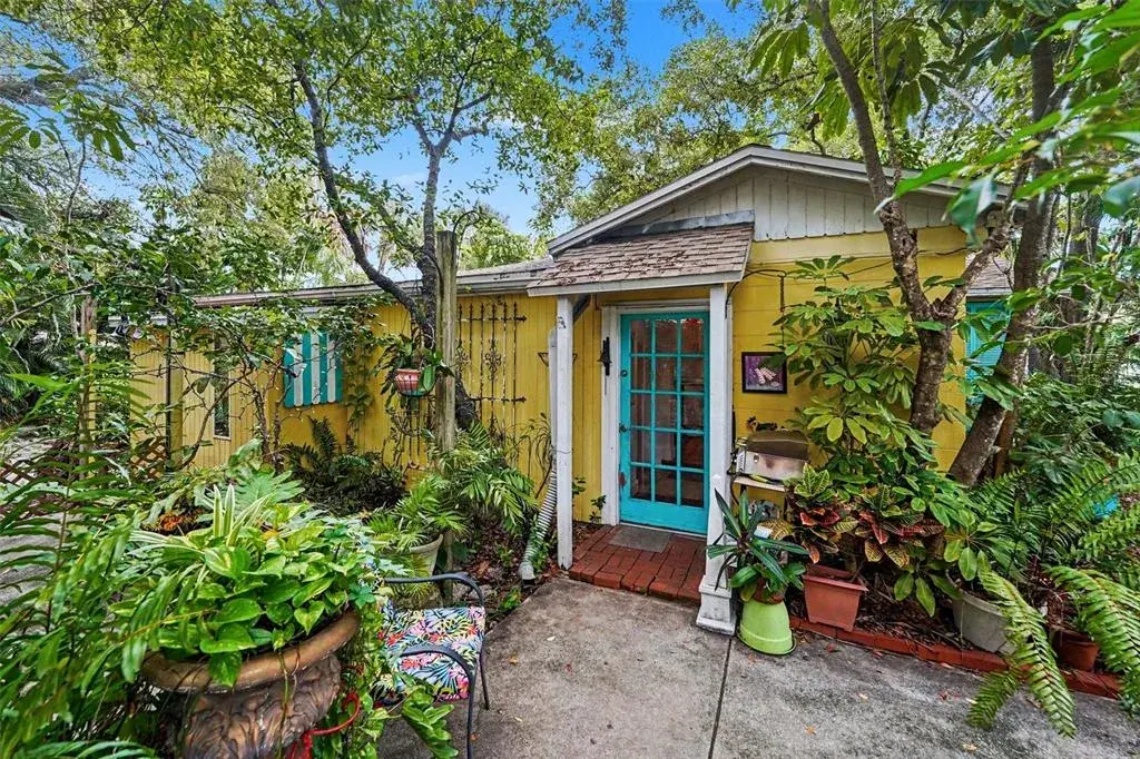 3505 W Mcelroy Avenue, Tampa, FL, 33611