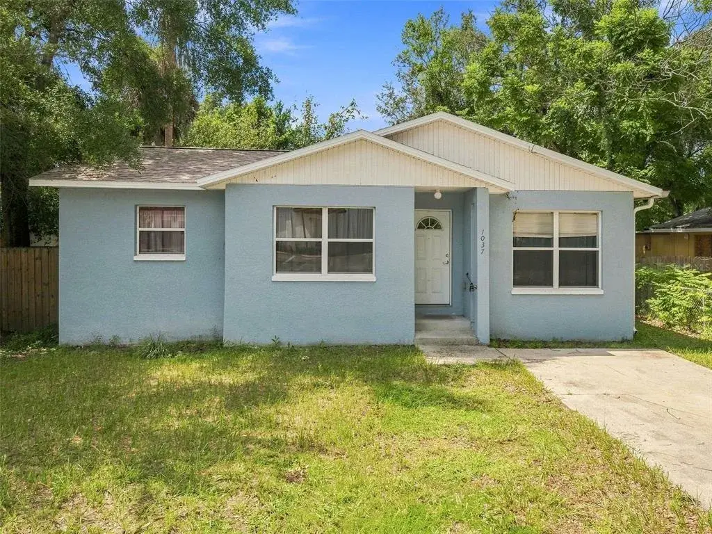 1037 E Yukon Street, Tampa, FL, 33604