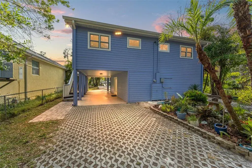Property for sale at 906 W HENRY AVENUE, TAMPA, FL, 33604