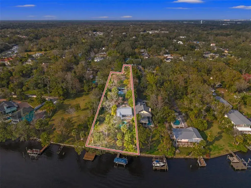 Property for sale at 906 W HENRY AVENUE, TAMPA, FL, 33604