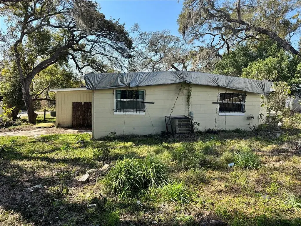 Property for sale at 7921 LAKESHORE DRIVE, TAMPA, FL, 33604