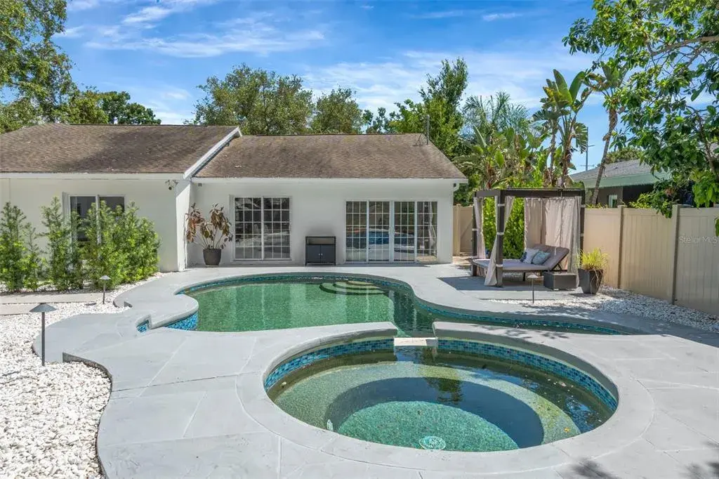 Property for sale at 3819 W SAN MIGUEL STREET, TAMPA, FL, 33629