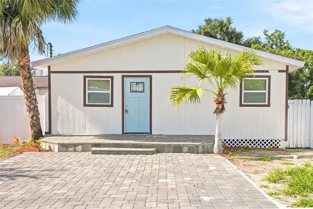1313 E Sitka Street, Tampa, FL, 33604