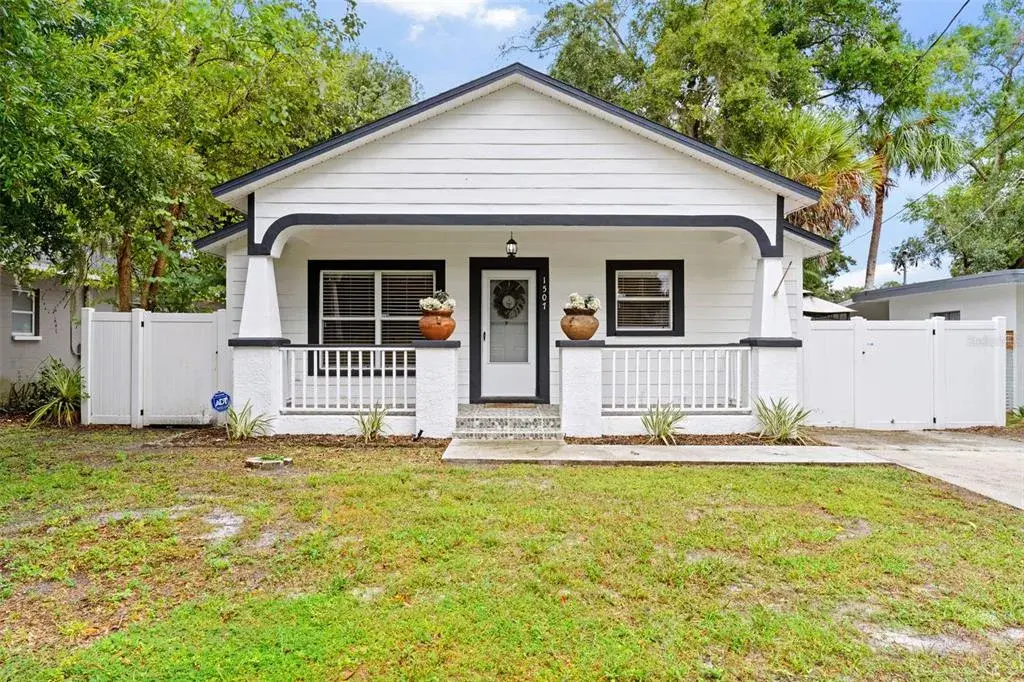 1507 E Henry Avenue, Tampa, FL, 33610