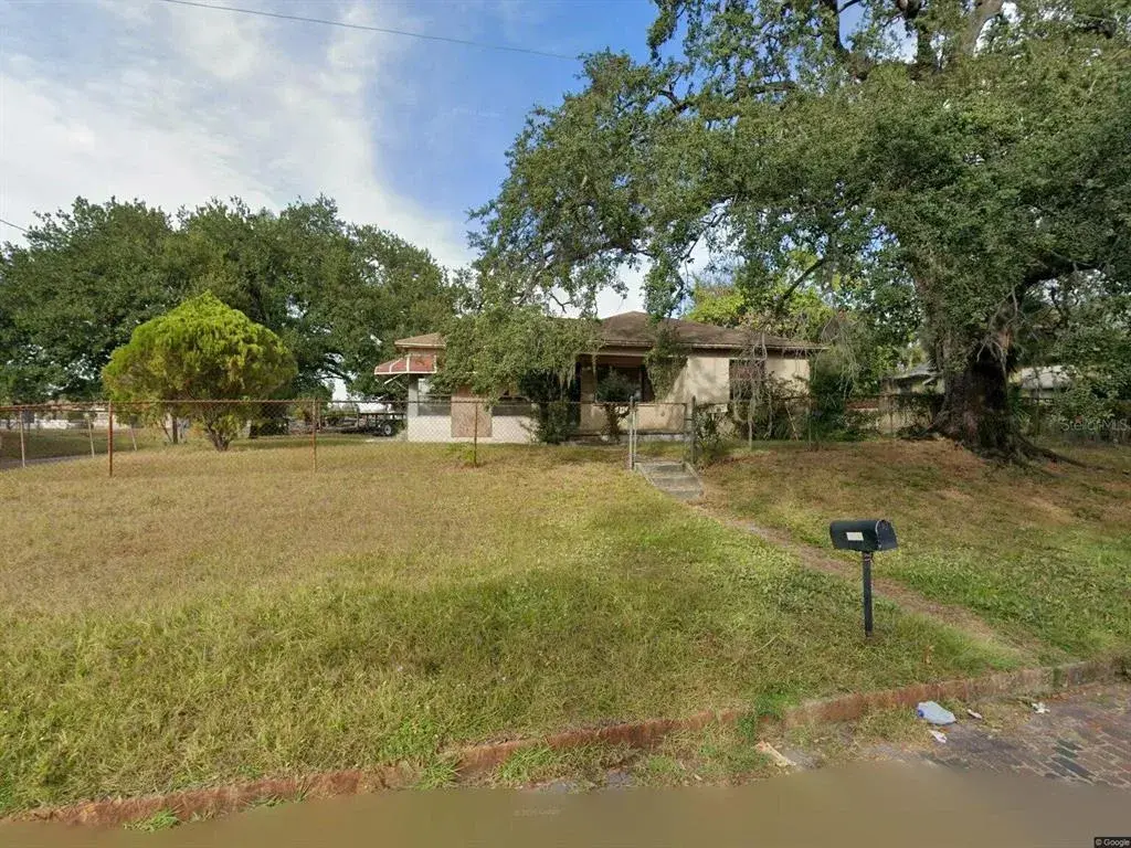 2721 W Cherry Street, Tampa, FL, 33607