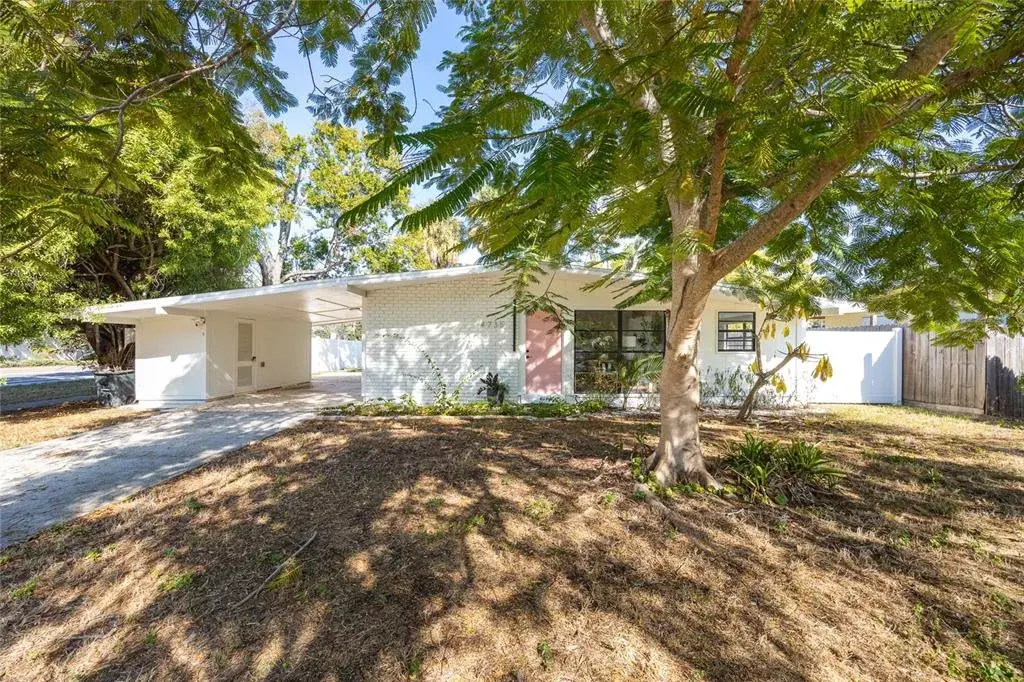 4735 W Wisconsin Avenue, Tampa, FL, 33616