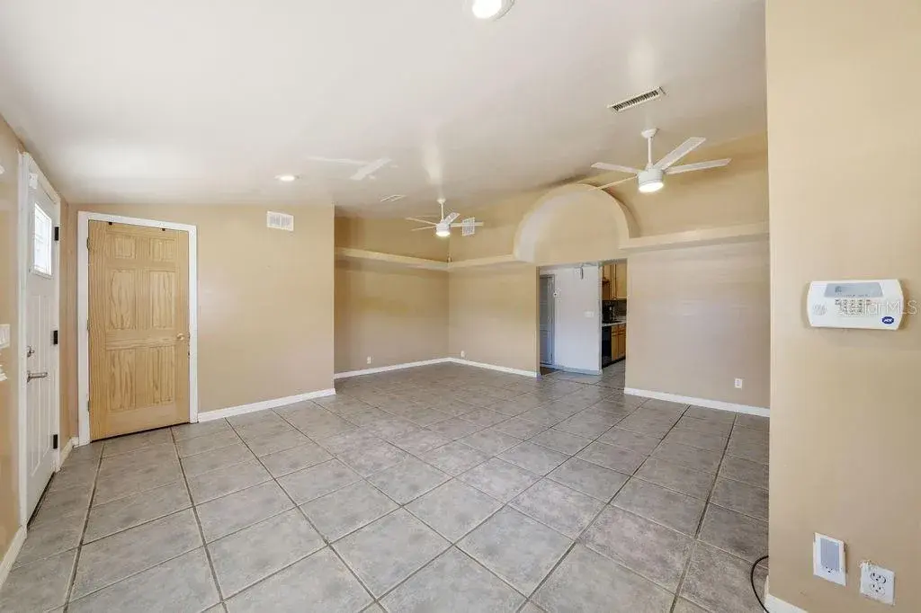 Property for sale at 7207 S WEST SHORE BOULEVARD, TAMPA, FL, 33616