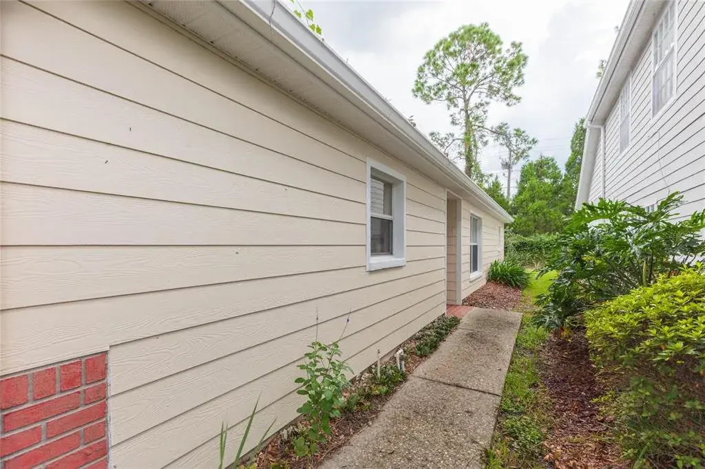 Property for sale at 5161 STERLING MANOR DRIVE, TAMPA, FL, 33647