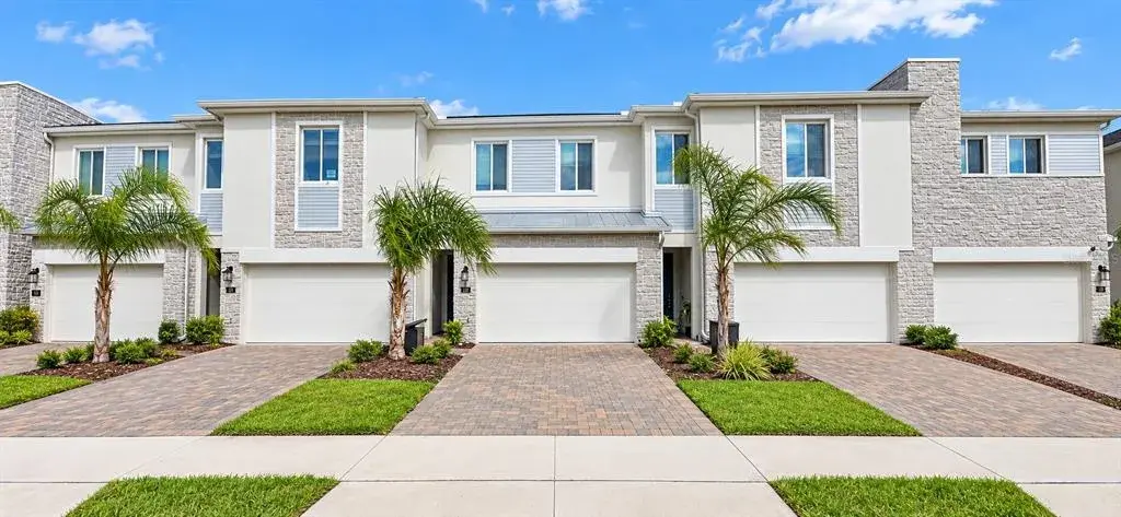 Property for sale at 161 NINE IRON DRIVE, DAVENPORT, FL, 33896