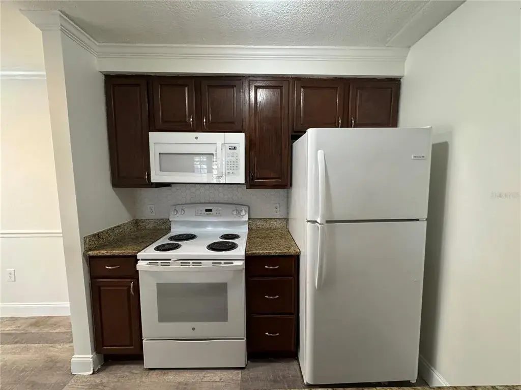 Property for sale at 5306 W KENNEDY BOULEVARD UNIT 112, TAMPA, FL, 33609
