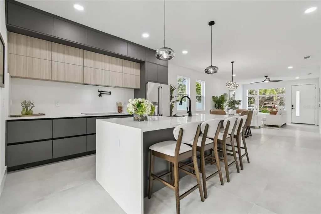 Property for sale at 5406 N PERSHING PLACE, TAMPA, FL, 33603
