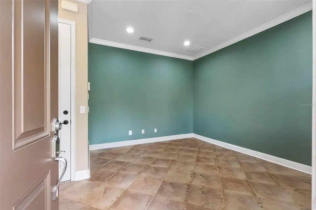 Property for sale at 4815 YACHT CLUB DRIVE UNIT 103, TAMPA, FL, 33616