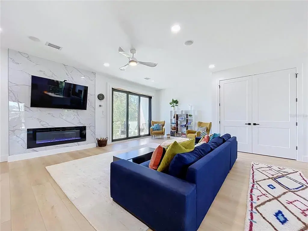 Property for sale at 101 W WARREN AVENUE UNIT 3, TAMPA, FL, 33602