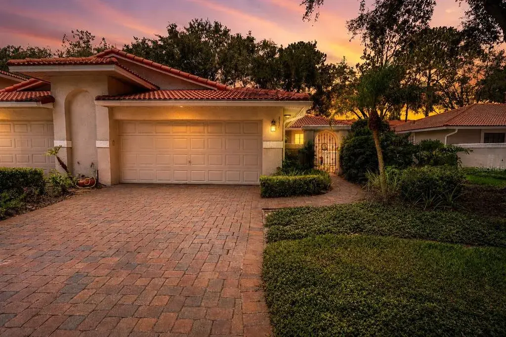 Property for sale at 8237 BREEZE COVE LANE, ORLANDO, FL, 32819