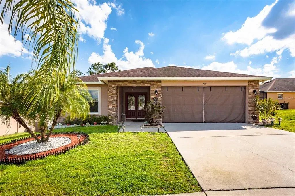 Property for sale at 215 CAPTAIN HOOK WAY, DAVENPORT, FL, 33837