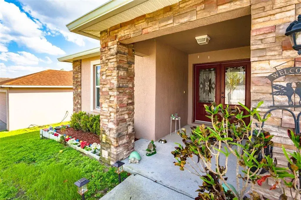 Property for sale at 215 CAPTAIN HOOK WAY, DAVENPORT, FL, 33837