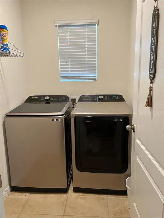 Property for sale at 1396 BERRY LANE, DAVENPORT, FL, 33837